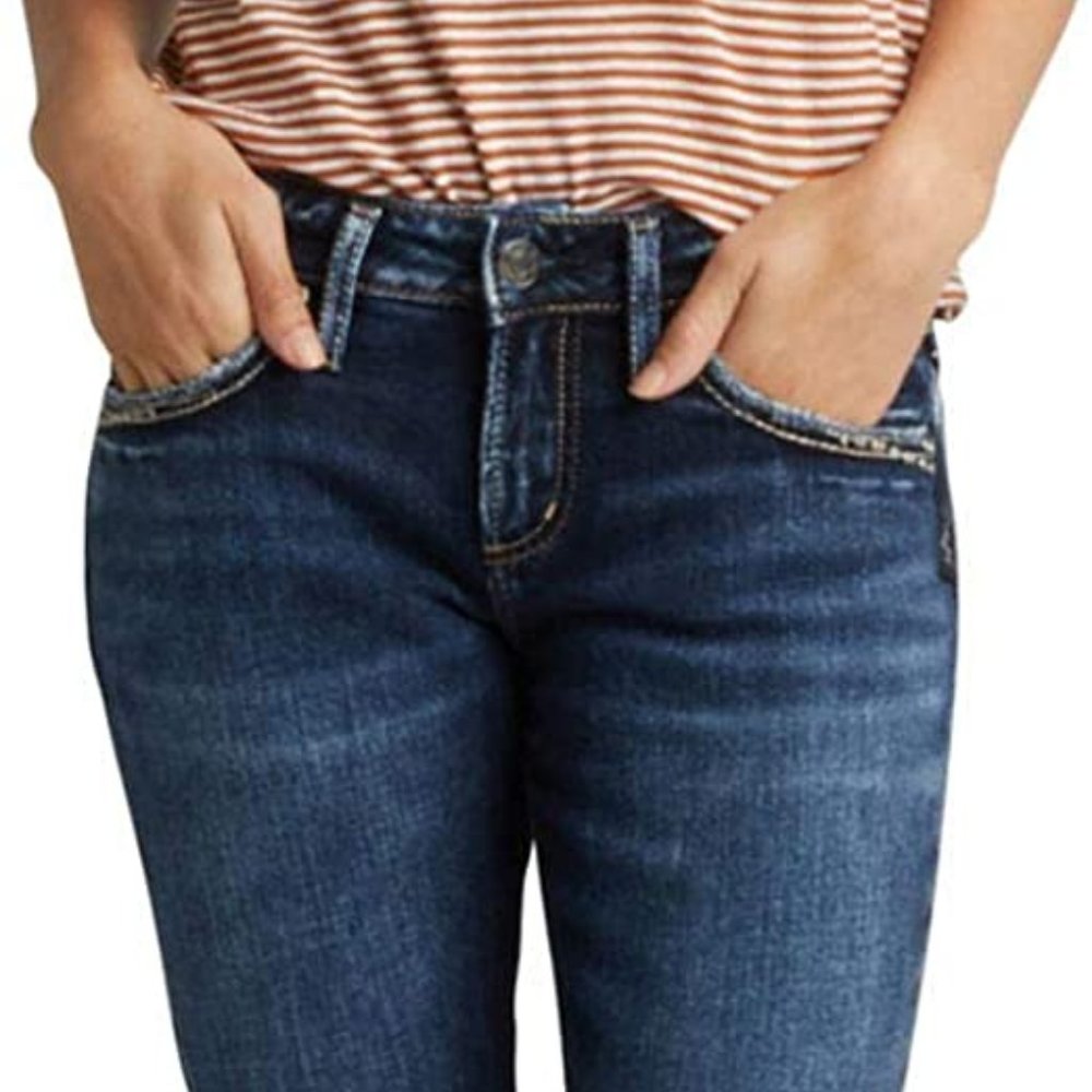 NWT Silver Co.Mid Rise Boyfriend Jeans Size 24